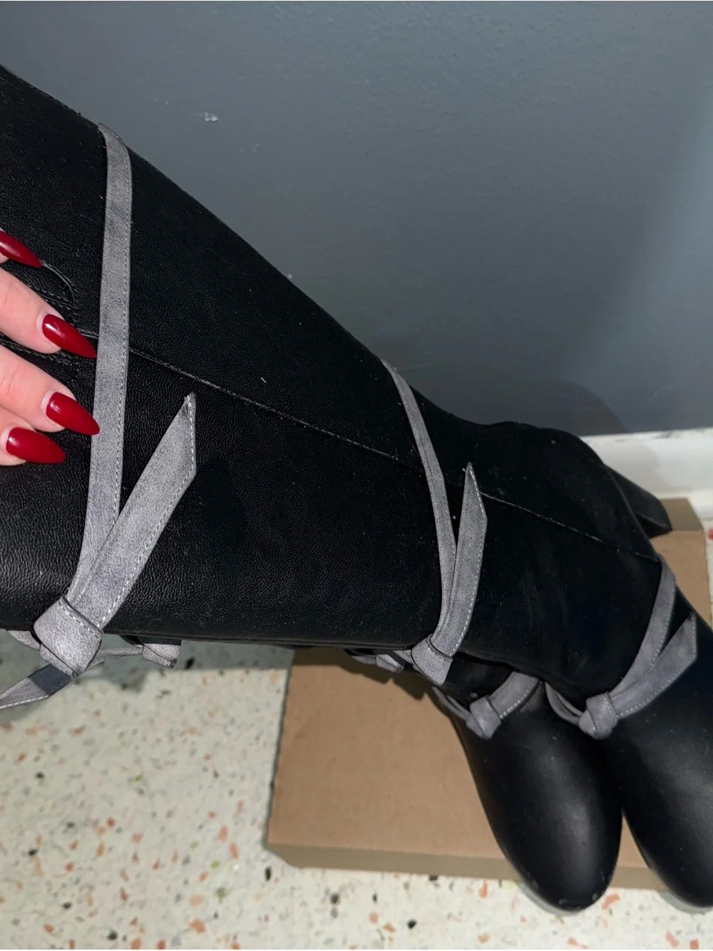 Black Knee-High Tie-Detail Women's Boots